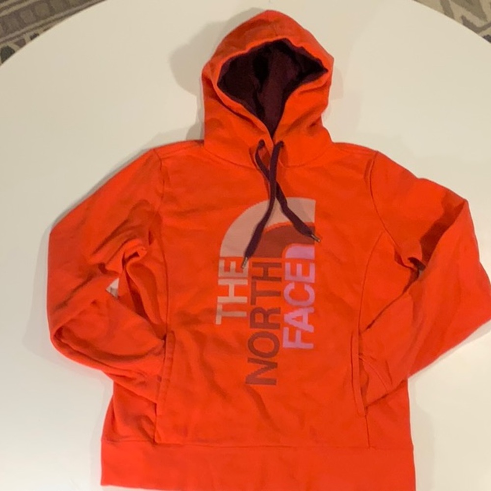 The North Face Hoodie - M